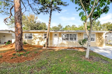 3632 Stokes Dr Sarasota, FL 34232